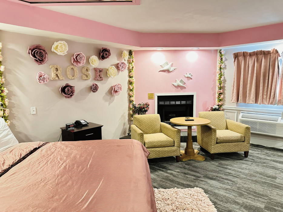 Rose Romantic Suite