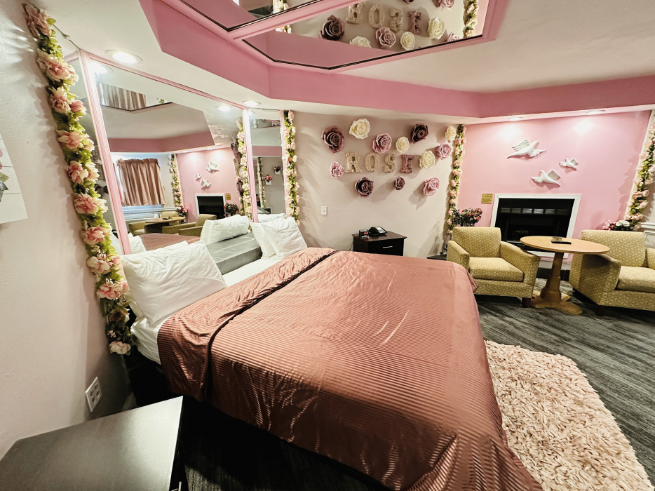 Rose Romantic Suite